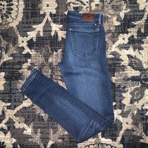 Lucky Brand Skinny Jeans!!